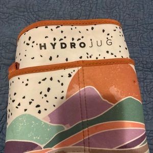 Limited edition mountain HydroJug